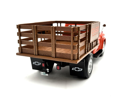 1/25 Chevrolet 1957 ''Case'' 8400 Stake Truck