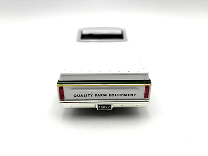 1/25 Chevrolet 1967 C10 John Deere