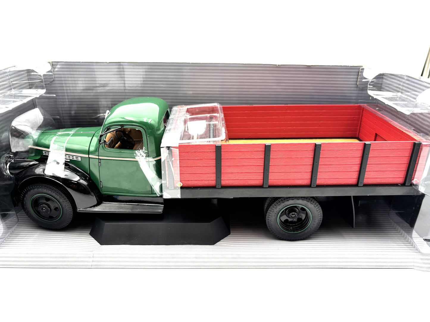 1/16 Chevrolet Grain Truck