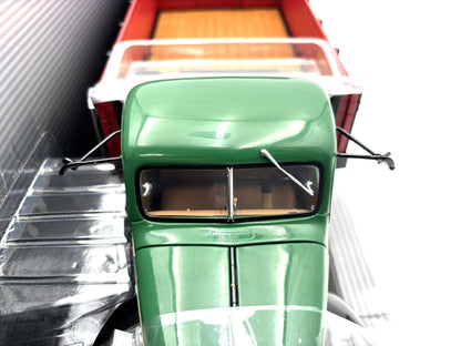 1/16 Chevrolet Grain Truck