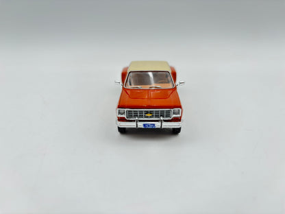 1/64 Chevrolet Silverado Dually 1975 (Brown/Tan)