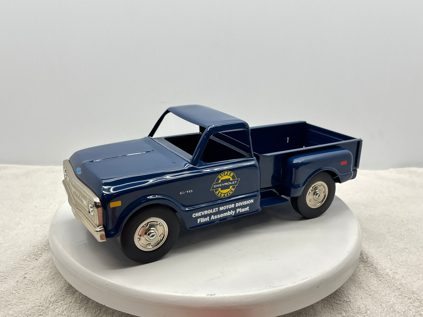 1/18 Chevrolet 1969 C10 Step Side Pick-up