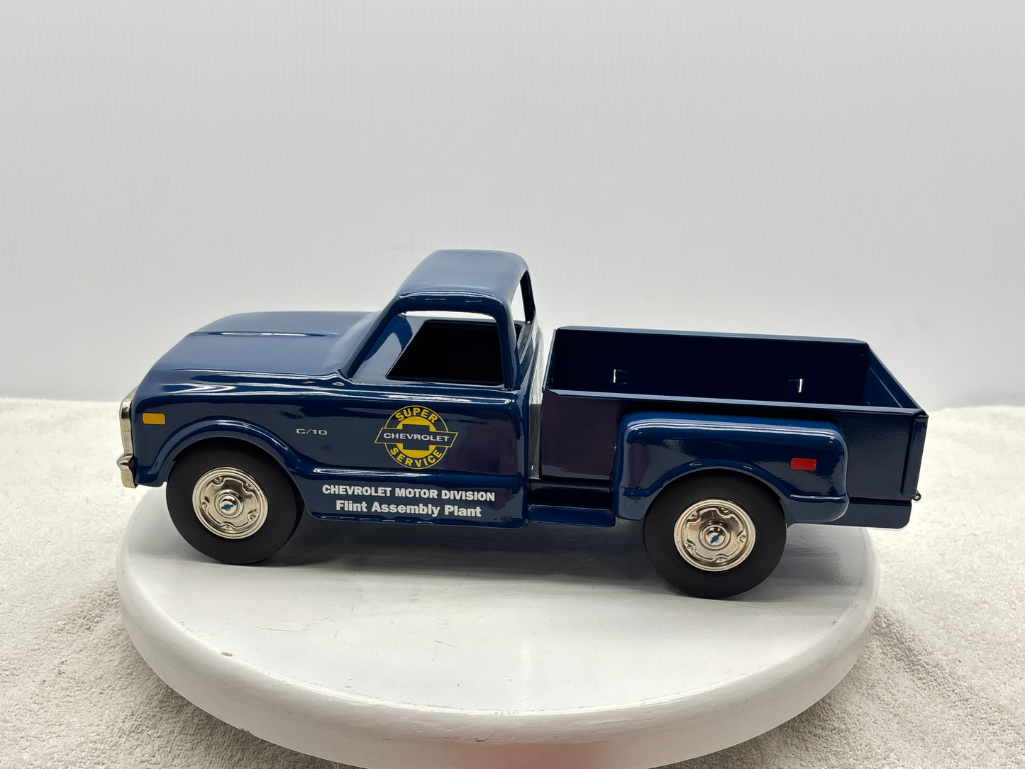 1/18 Chevrolet 1969 C10 Step Side Pick-up