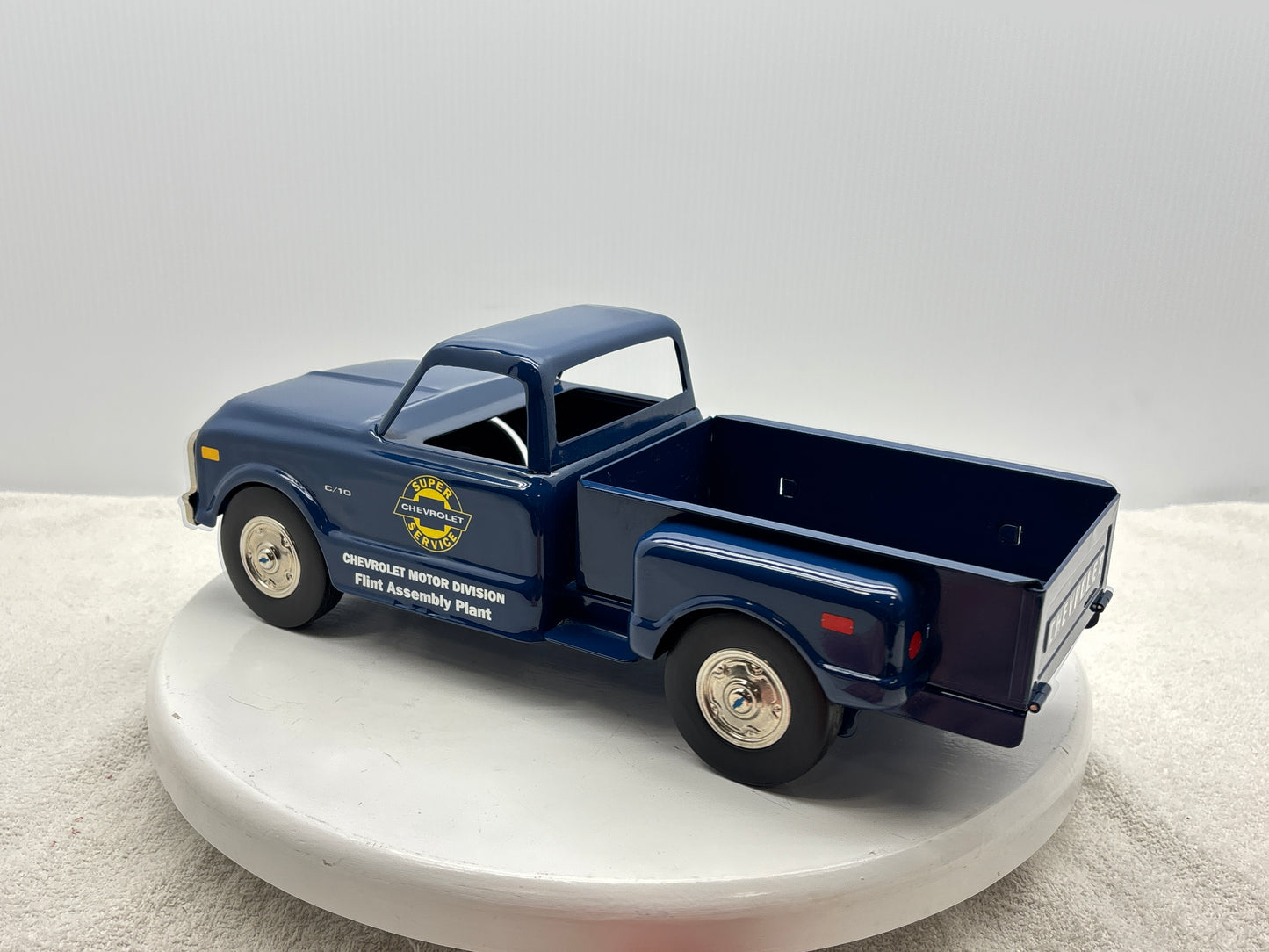 1/18 Chevrolet 1969 C10 Step Side Pick-up