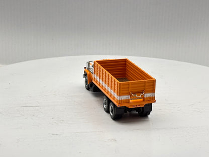 1/64 Chevrolet C65 Tandem Orange