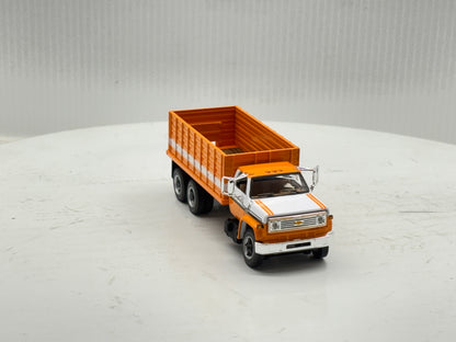 1/64 Chevrolet C65 Tandem Orange