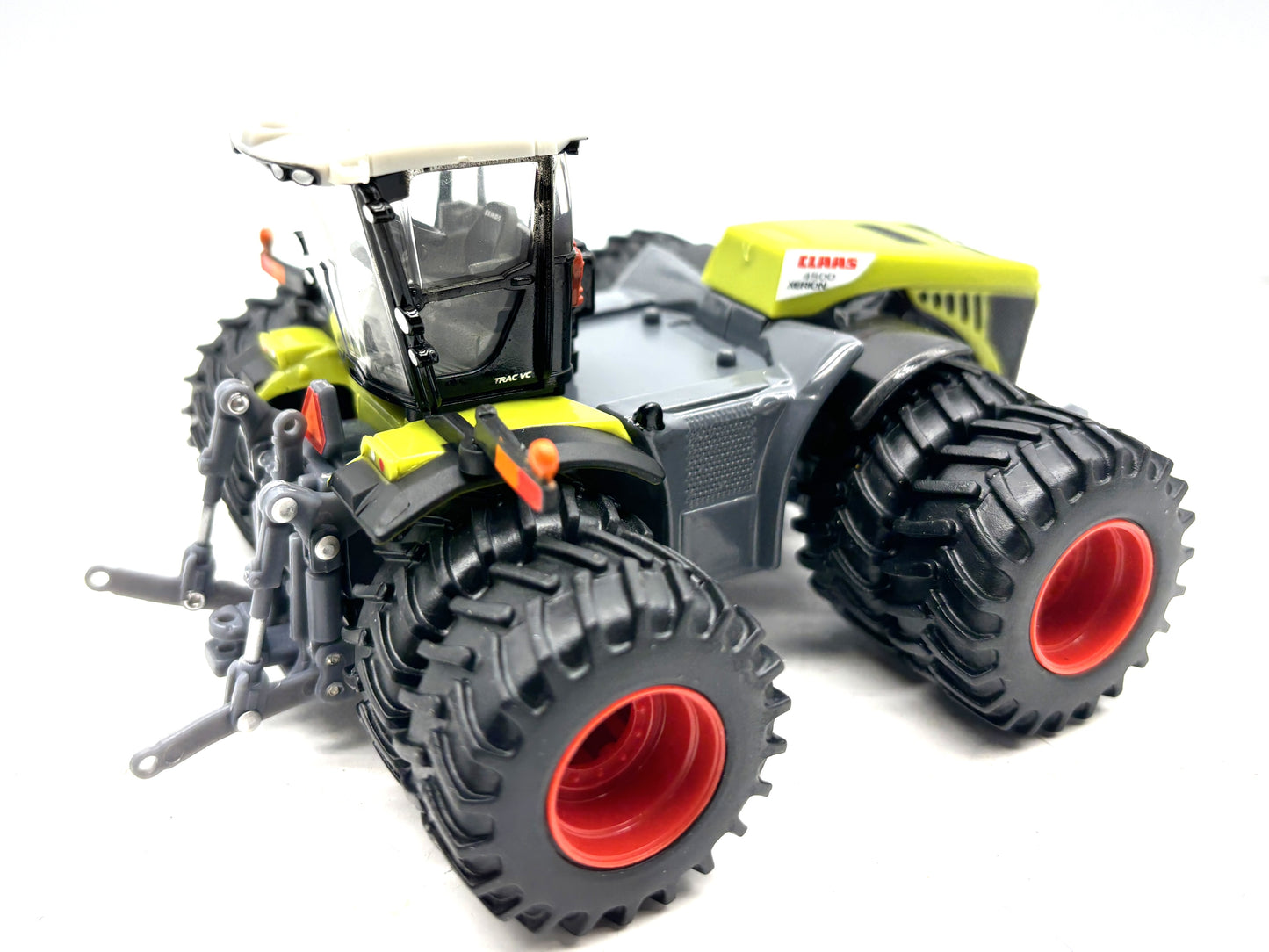 1/64 Claas 4500 Xerion