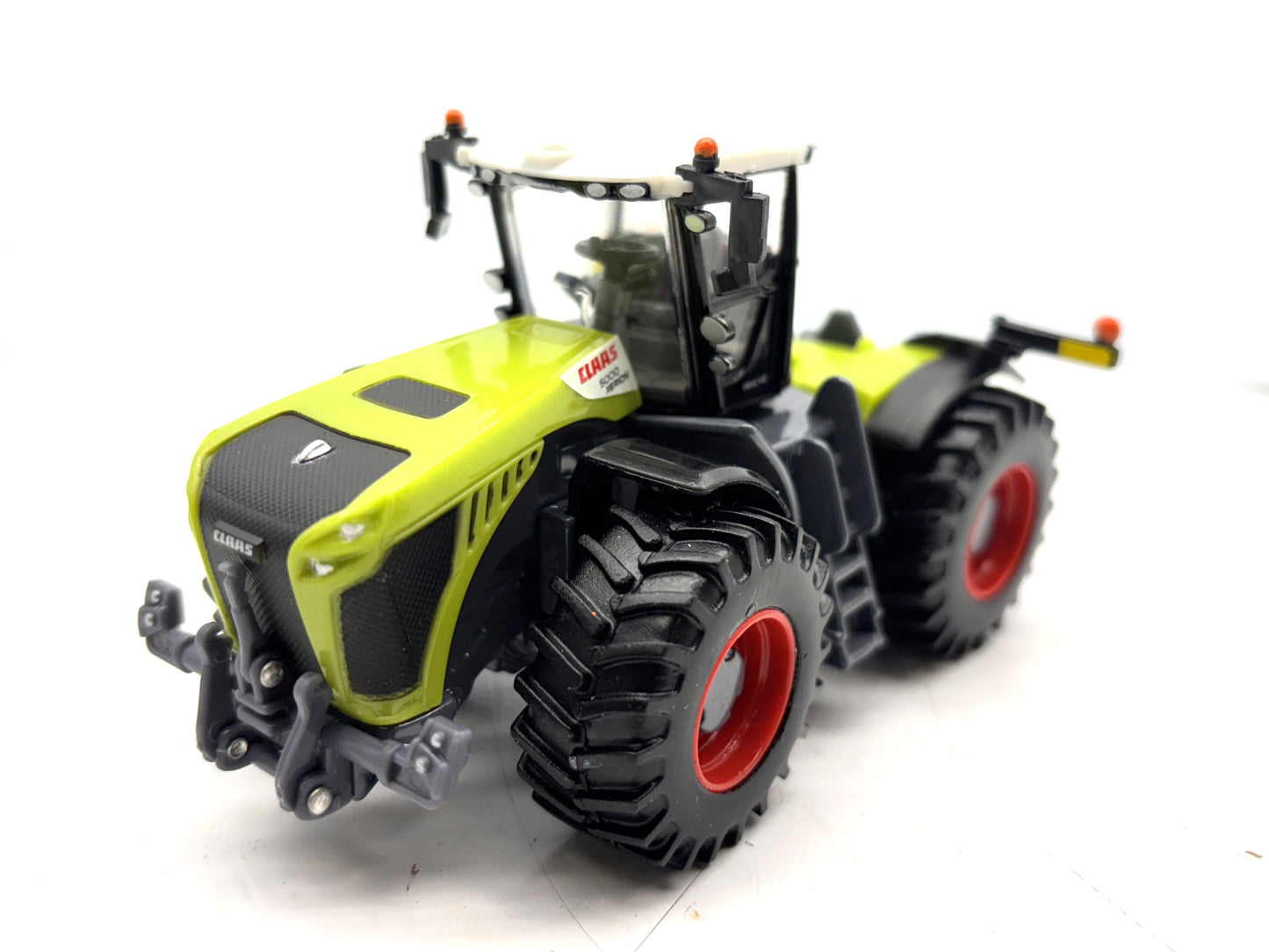 1/64 Claas 5000 Xerion NFTM