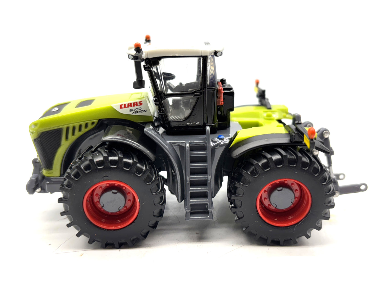 1/64 Claas 5000 Xerion NFTM