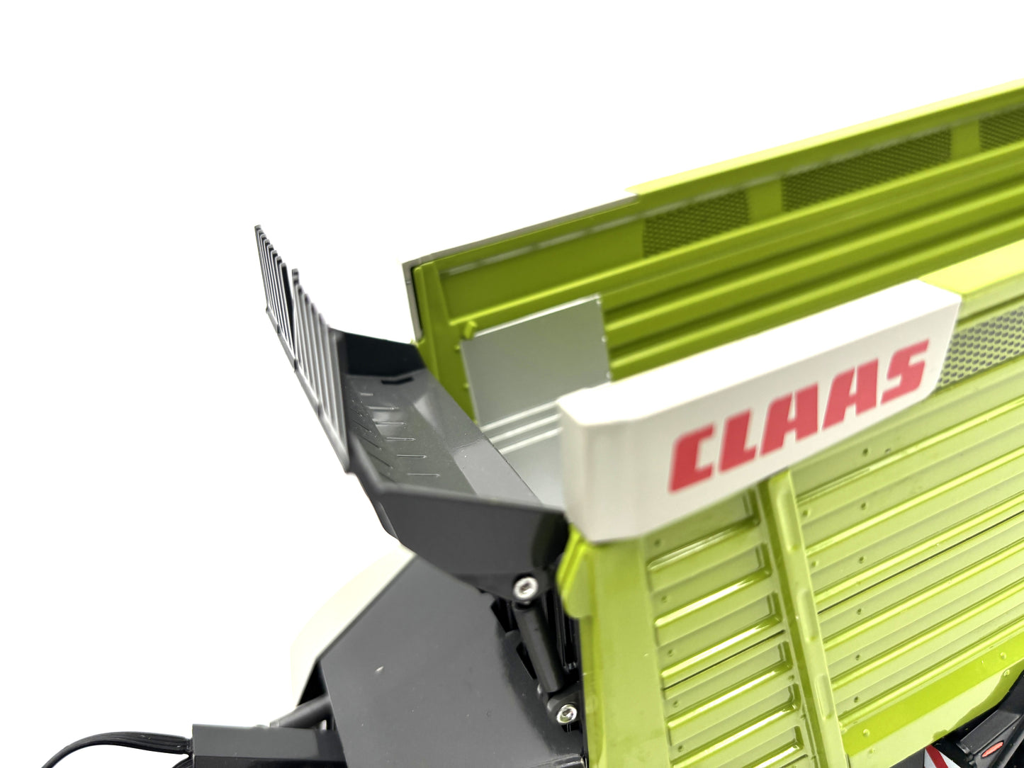 1/32 Claas 8500 Cargos