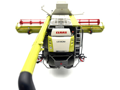 1/32 Claas 8900 TT