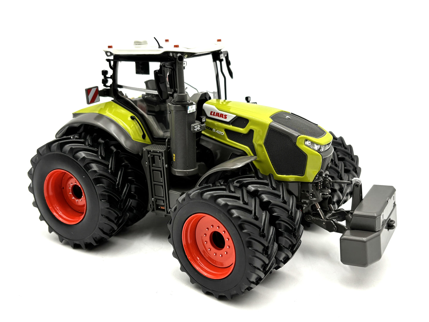 1/32 Claas Axion 9.420