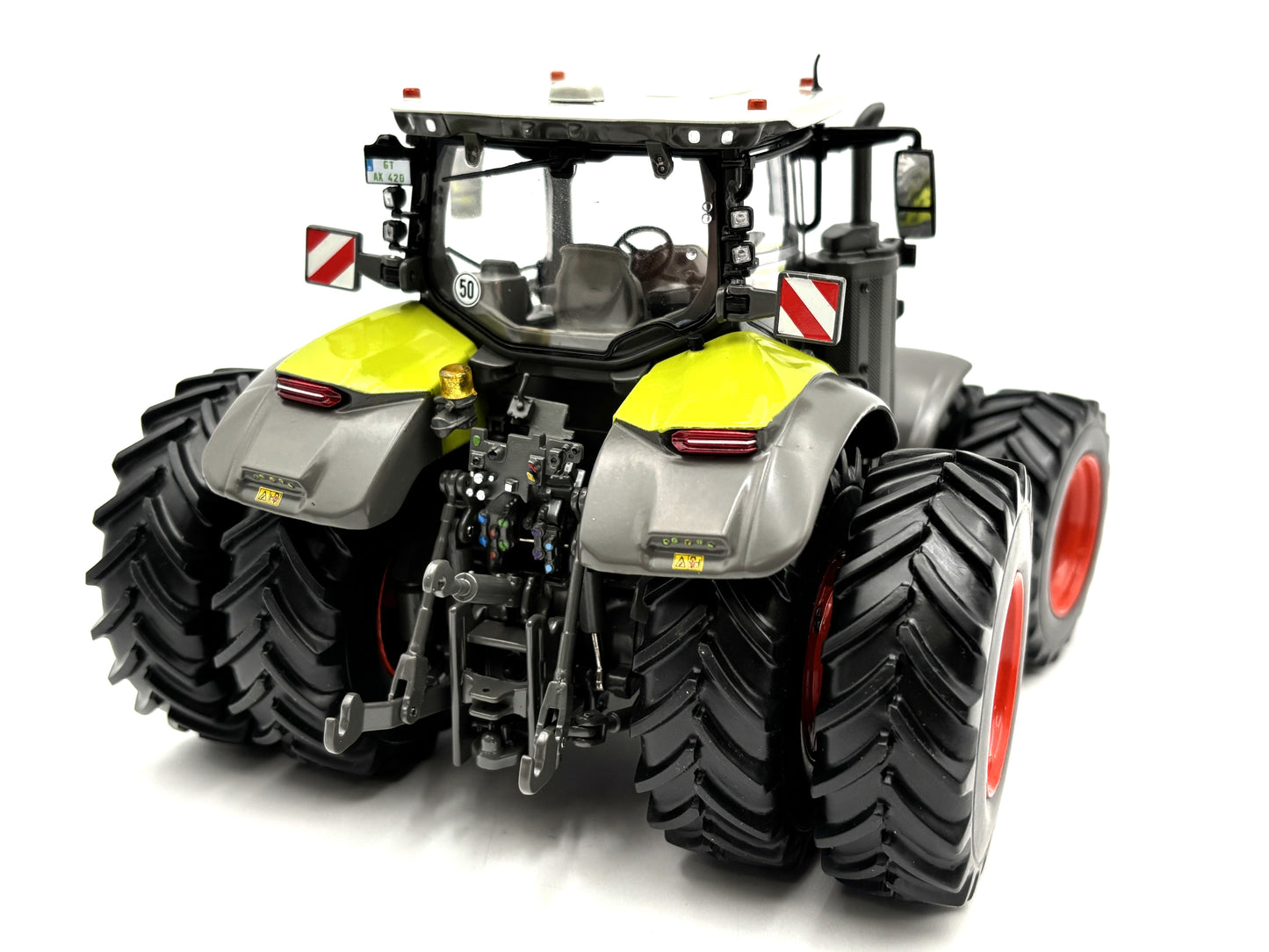 1/32 Claas Axion 9.420