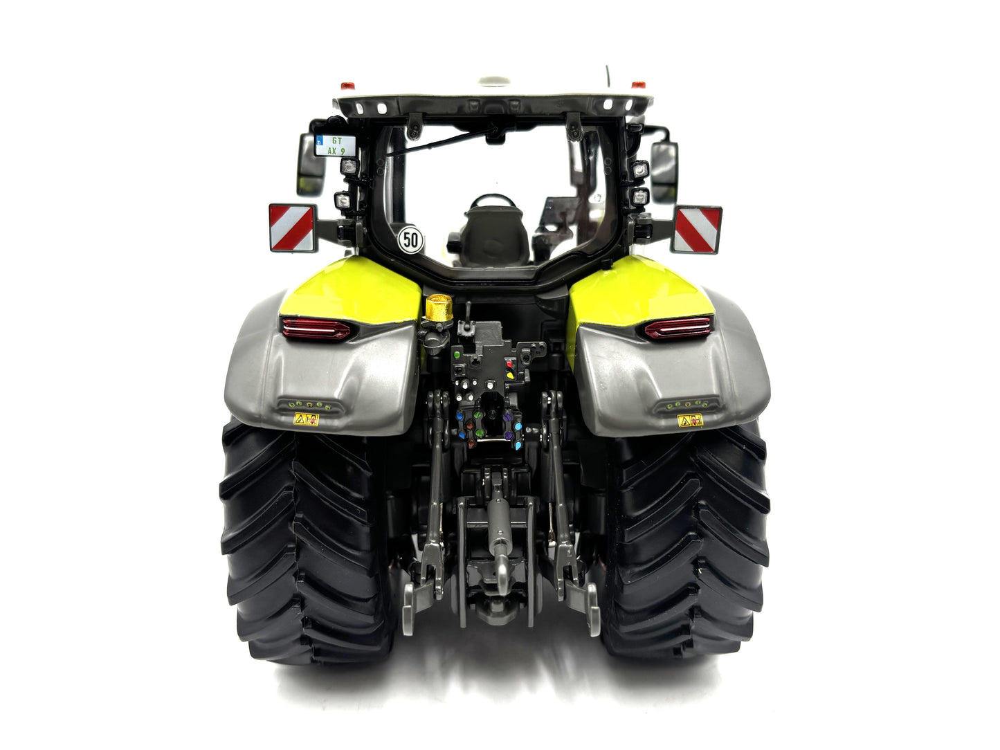 1/32 Claas Axion 9.450