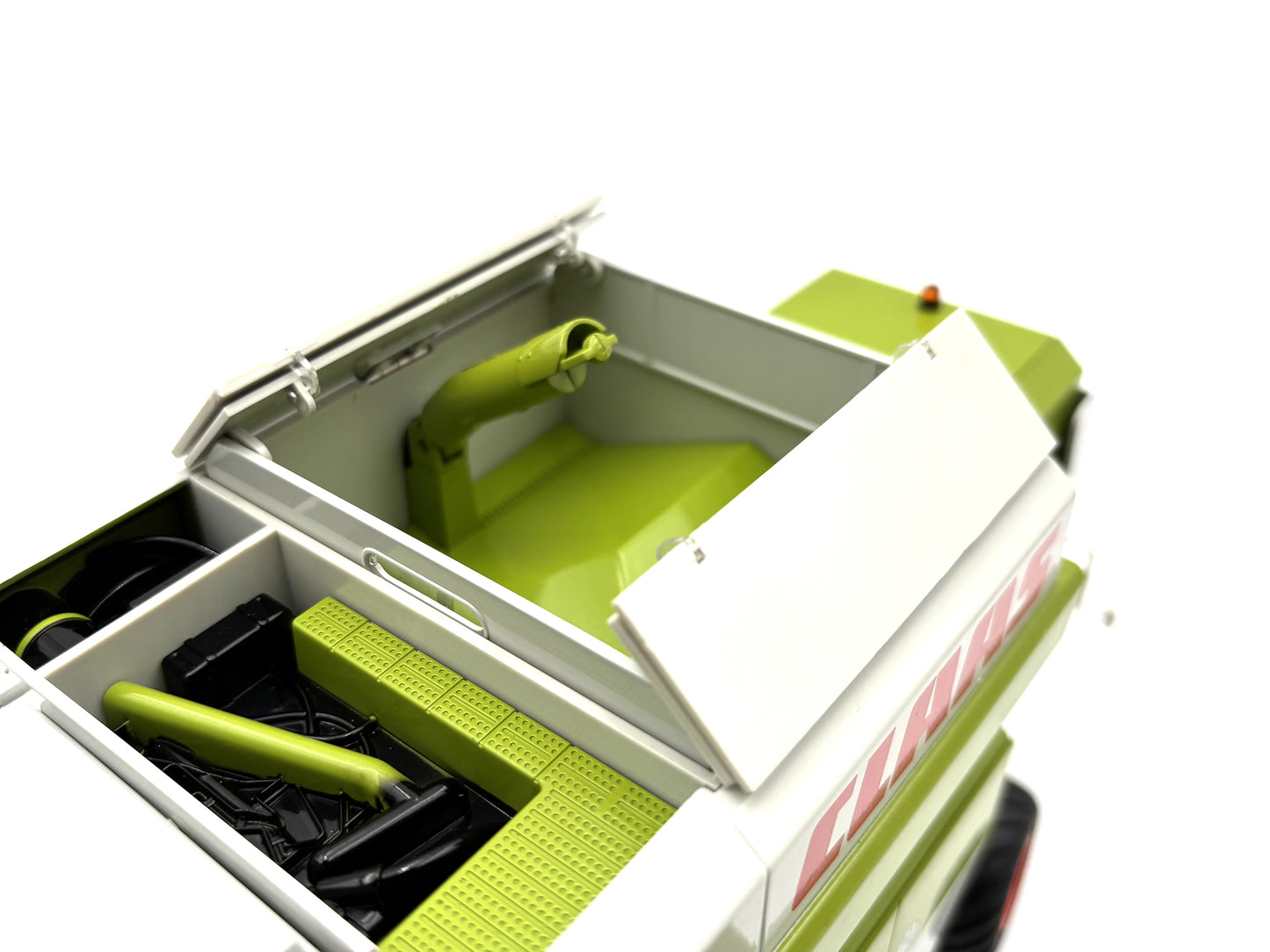 1/32 Claas Commandor 228 CS