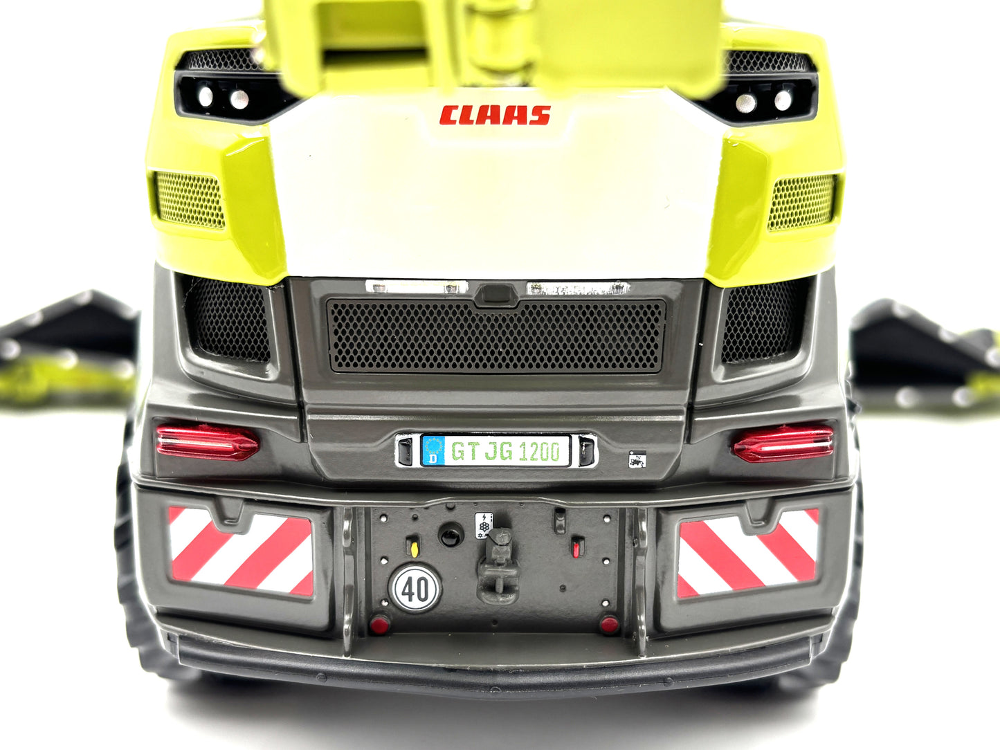 1/32 Claas Jaguar 1200 with Orbis