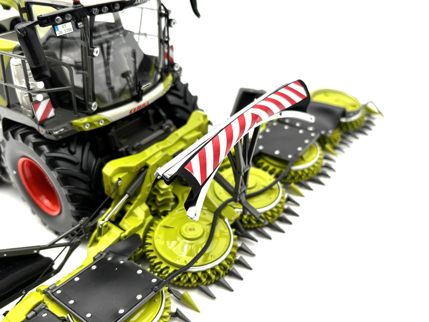 1/32 Claas Jaguar 1200 with Orbis