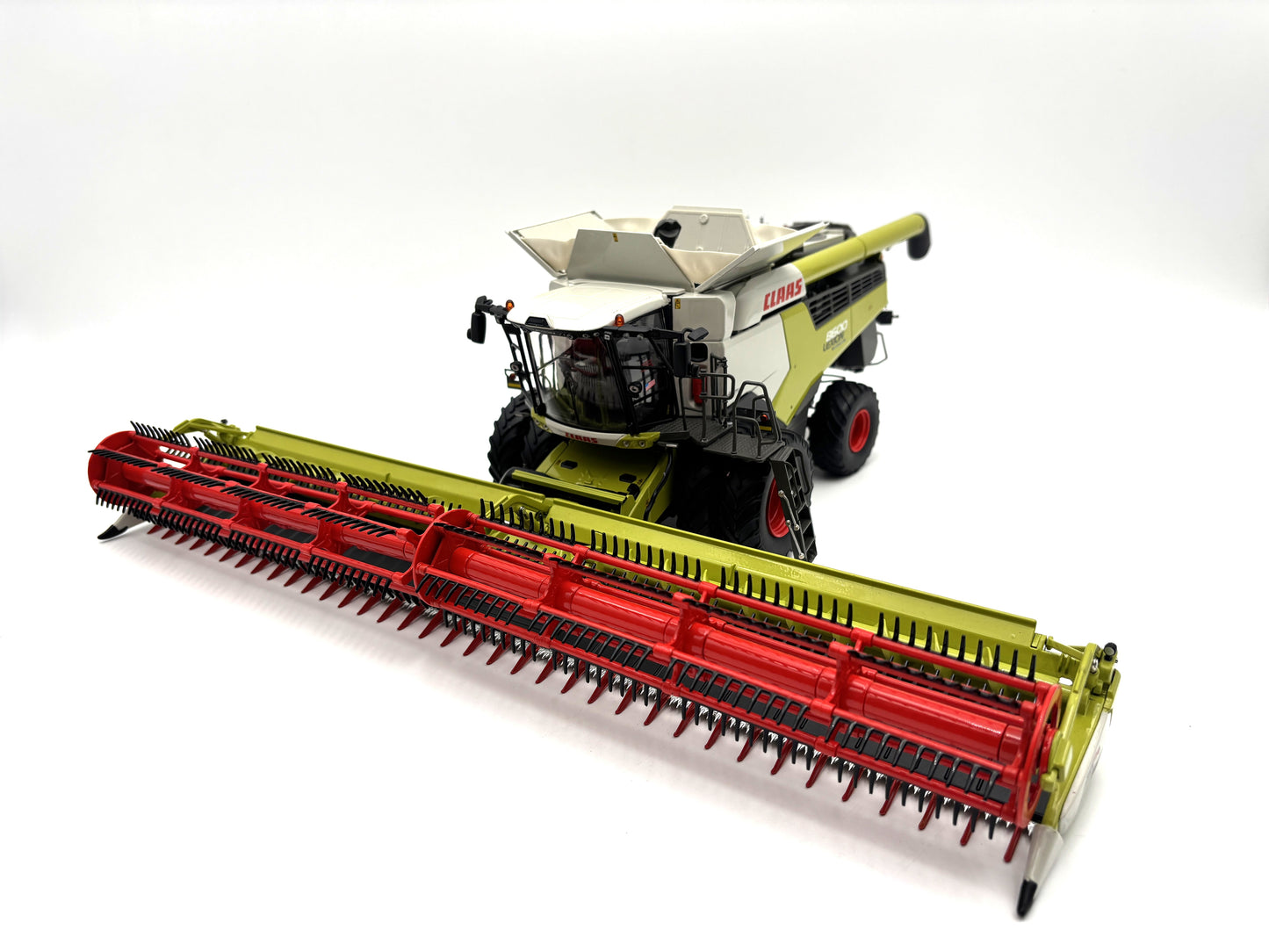 1/32 Claas Lexion 8600 Duals