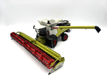 1/32 Claas Lexion 8600 Duals