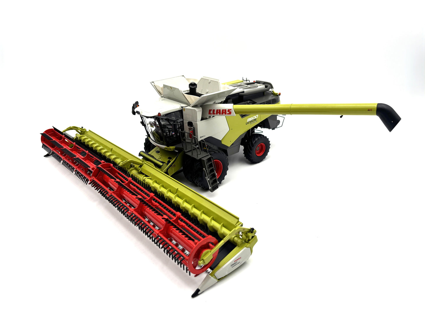 1/32 Claas Lexion 8600 Duals