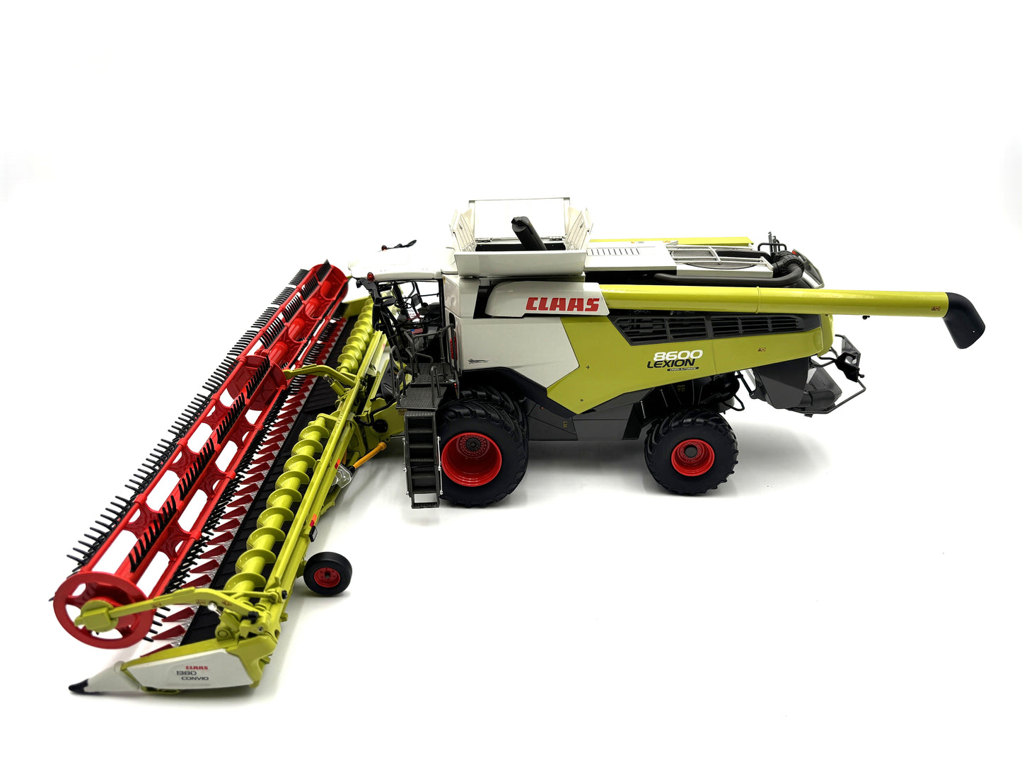 1/32 Claas Lexion 8600 Duals