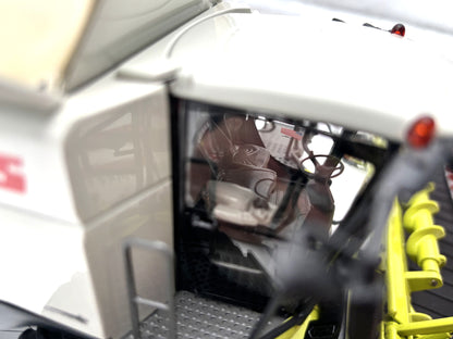 1/32 Claas Lexion 8600 Duals