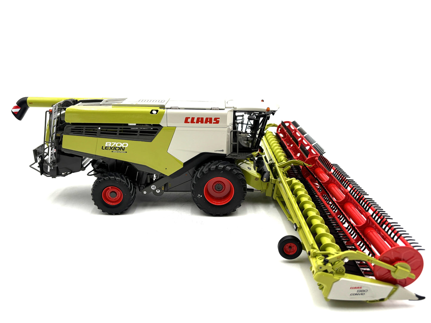 1/32 Claas Lexion 8700