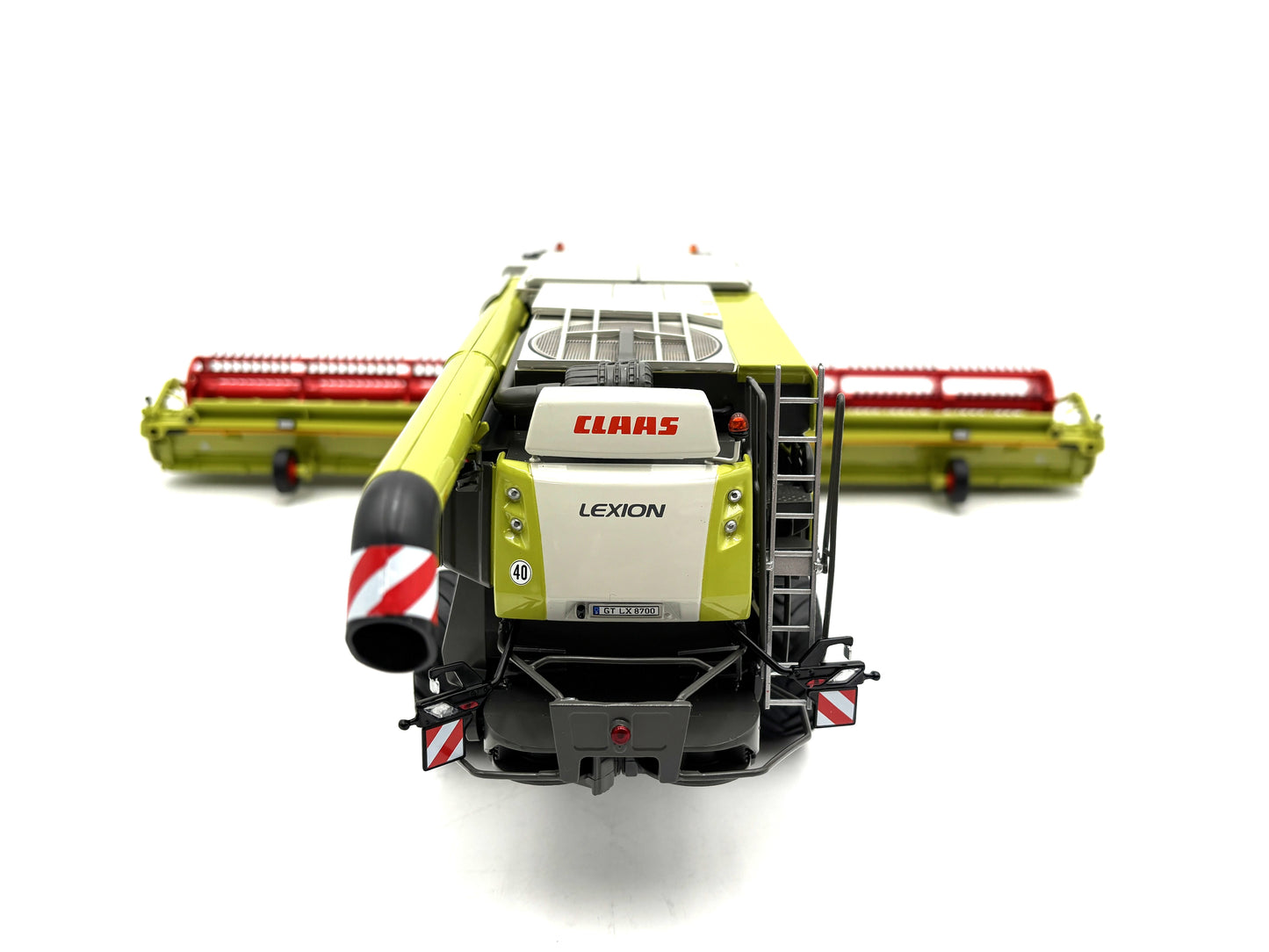 1/32 Claas Lexion 8700