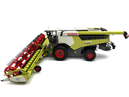 1/32 Claas Lexion 8700