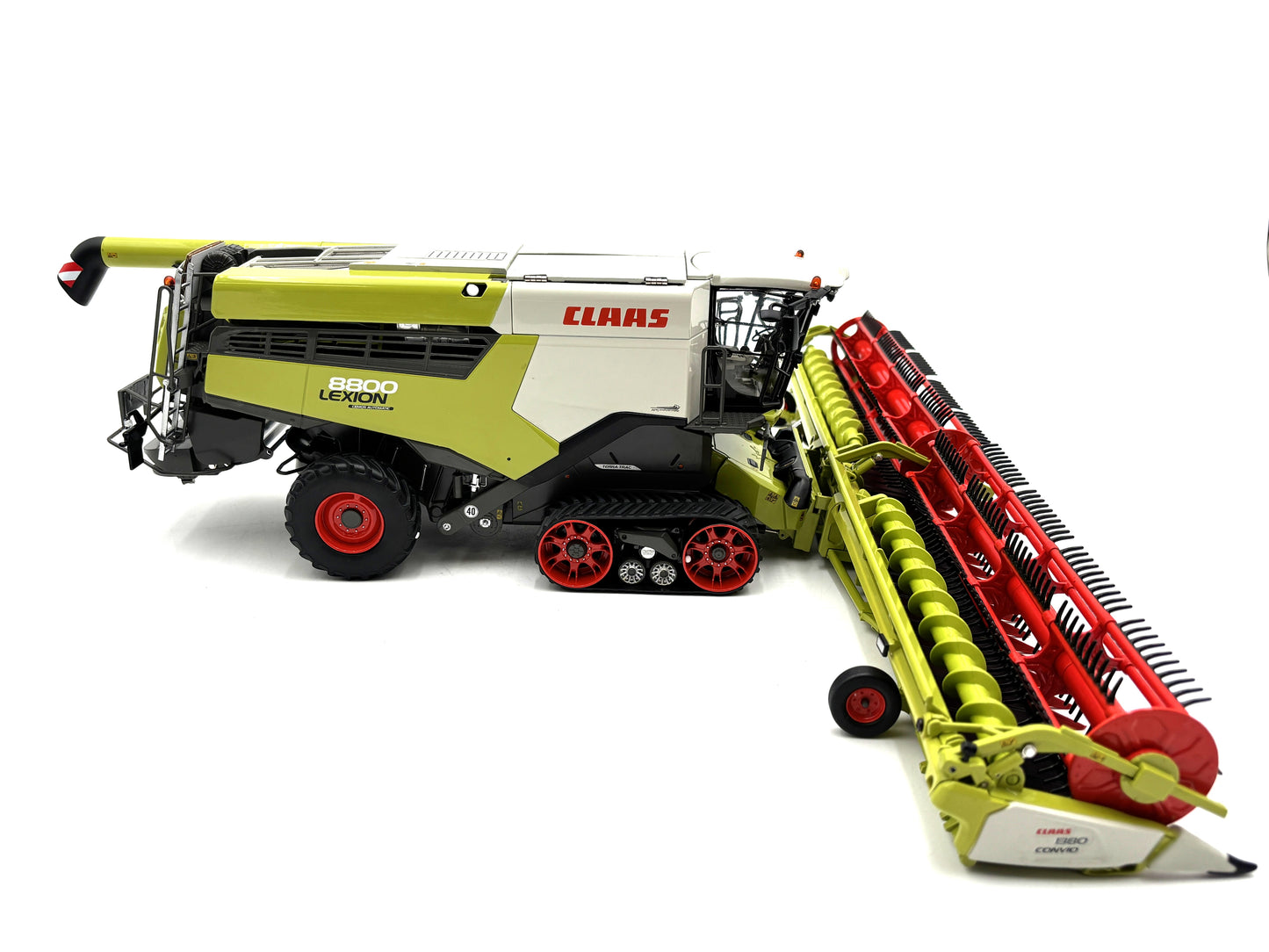 1/32 Claas Lexion 8800 Terra Trac