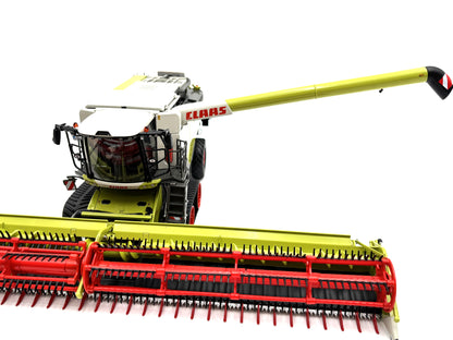 1/32 Claas Lexion 8800 Terra Trac