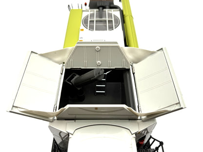 1/32 Claas Lexion 8800 Terra Trac