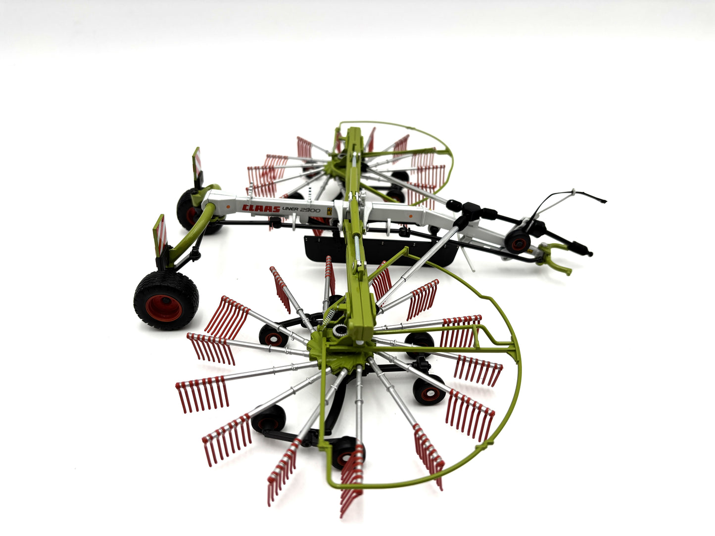 1/32 Claas Liner 2900 Gyro Rake