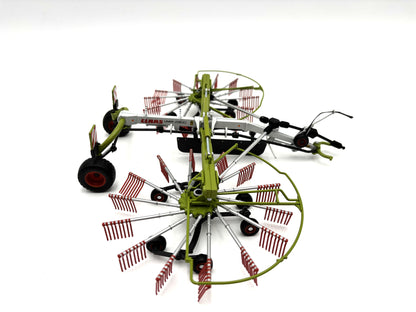 1/32 Claas Liner 2900 Gyro Rake