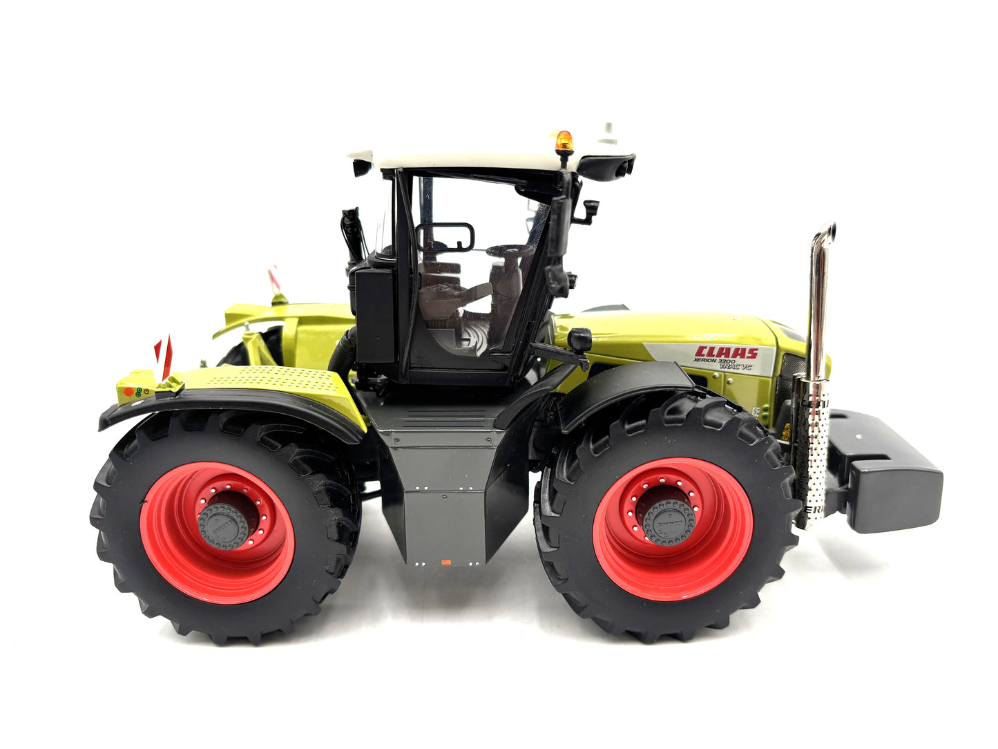 1/32 Claas Xerion 3300 Trac VC