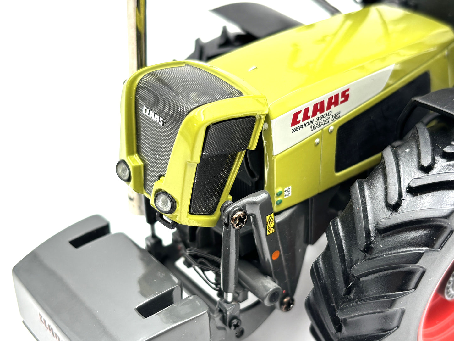 1/32 Claas Xerion 3300 Trac VC