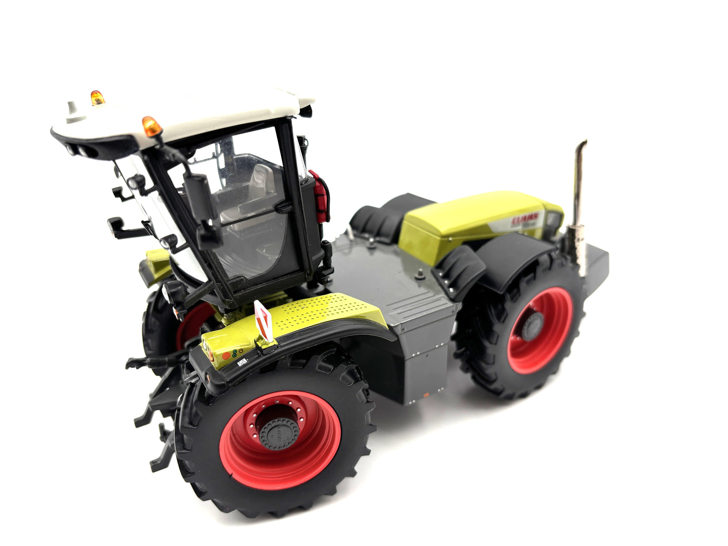 1/32 Claas Xerion 3300 Trac VC