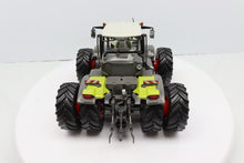 1/32 Claas 12.590
