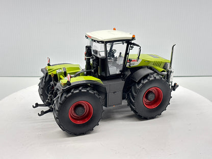 1/32 Claas 4500 Xerion