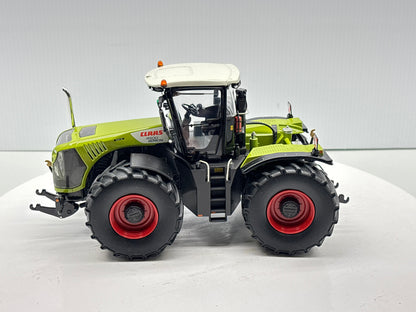 1/32 Claas 4500 Xerion