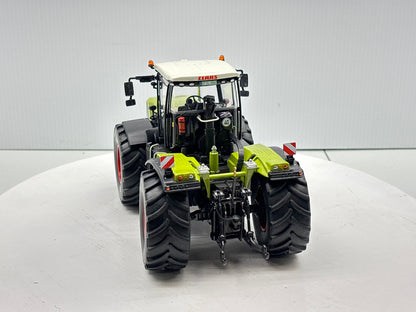 1/32 Claas 4500 Xerion