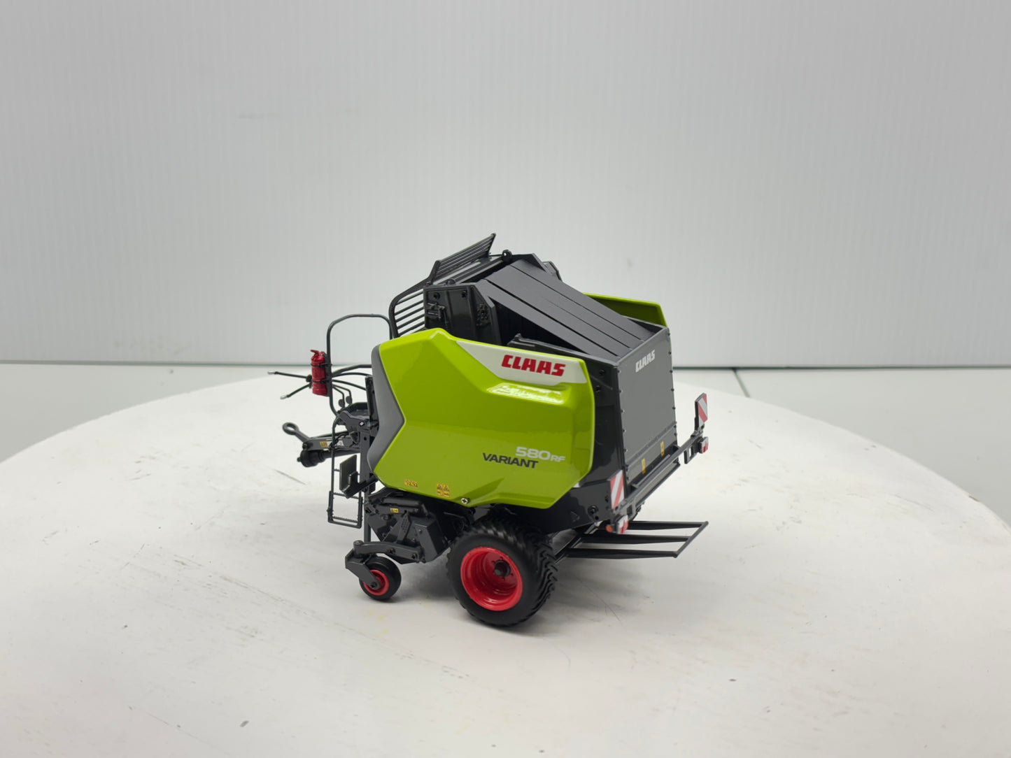 1/32 Claas 580 RF Variant