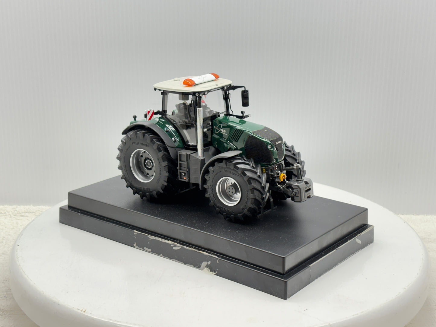 1/32 Claas Axion 870 Bollmer