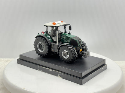 1/32 Claas Axion 870 Bollmer