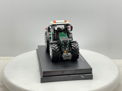 1/32 Claas Axion 870 Bollmer
