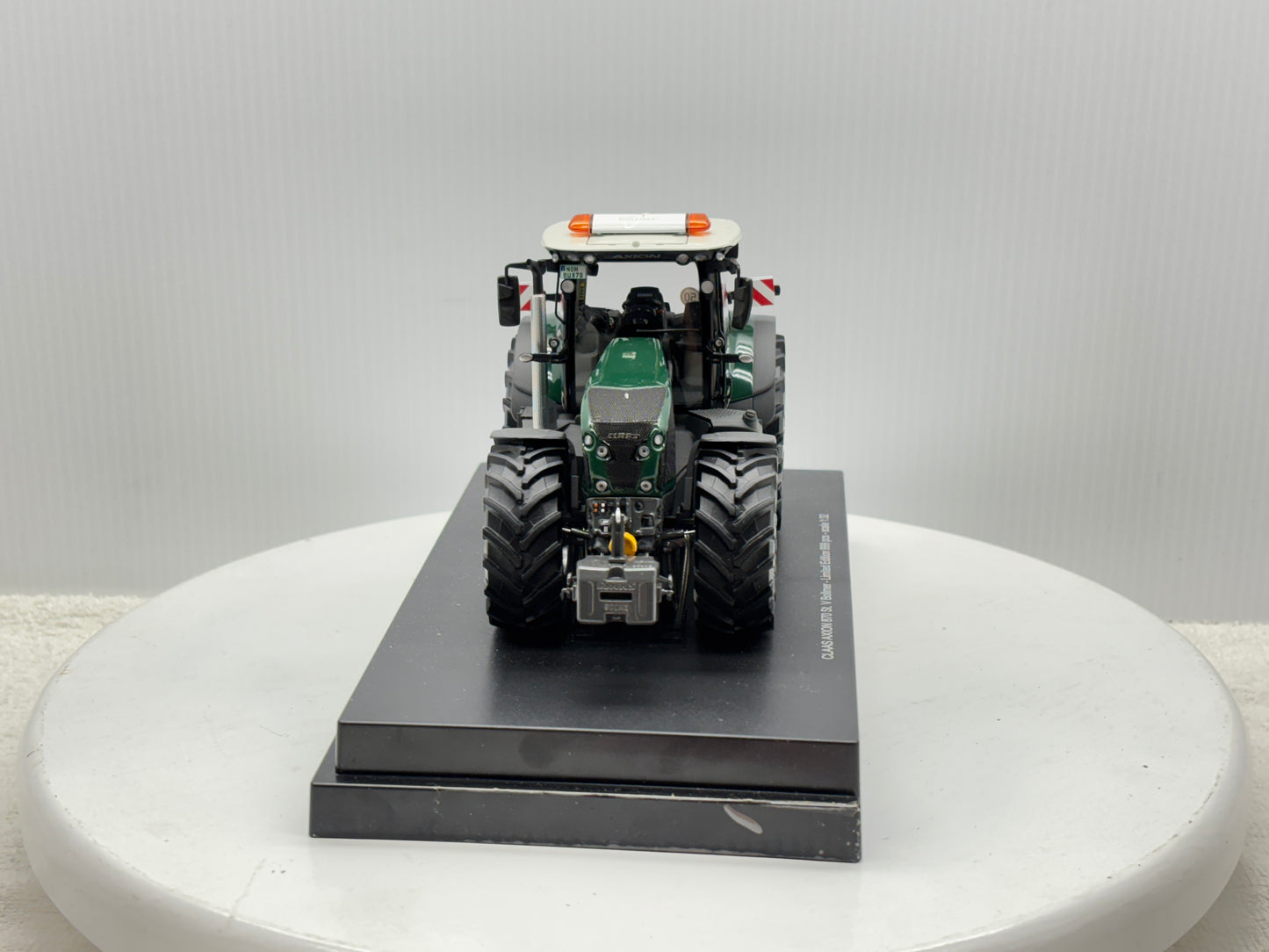 1/32 Claas Axion 870 Bollmer
