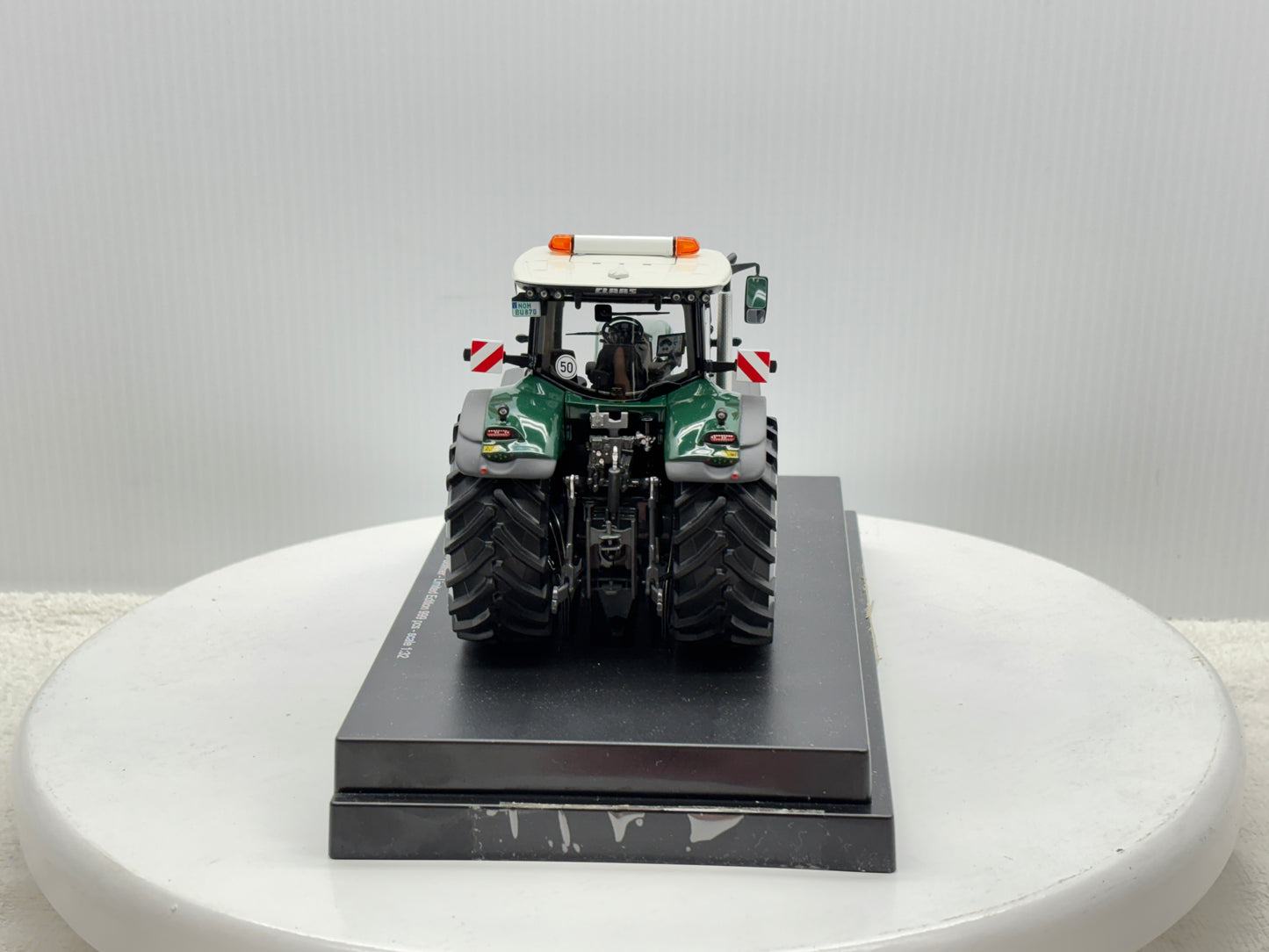 1/32 Claas Axion 870 Bollmer