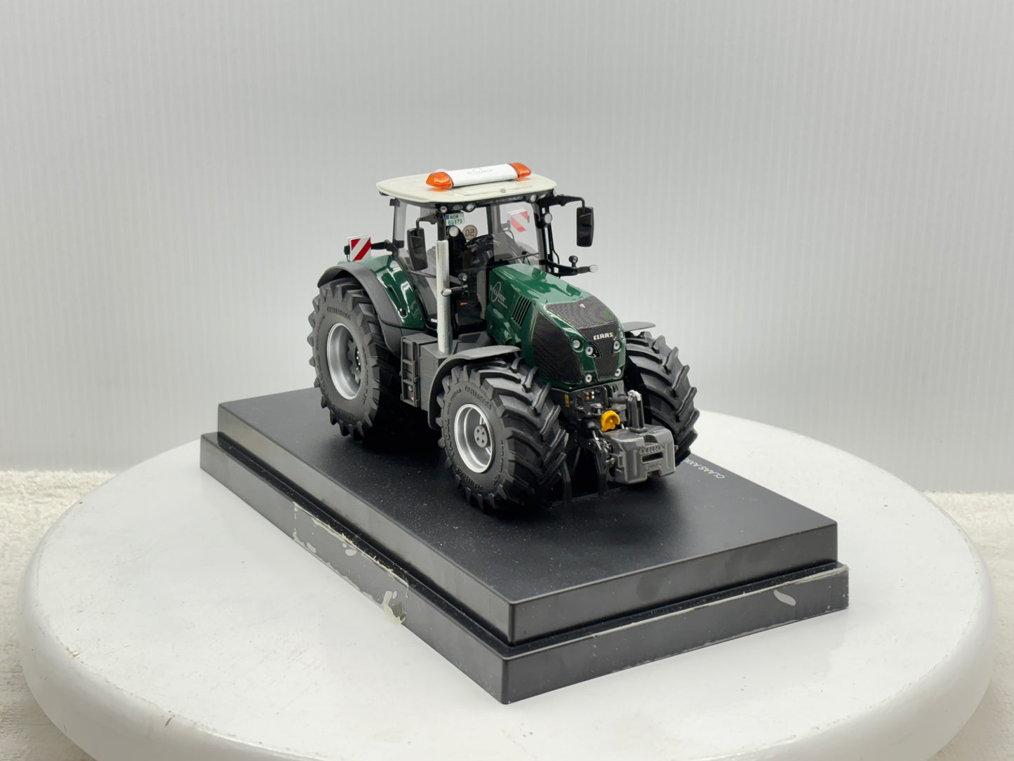 1/32 Claas Axion 870 Bollmer