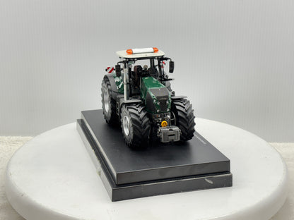1/32 Claas Axion 870 Bollmer