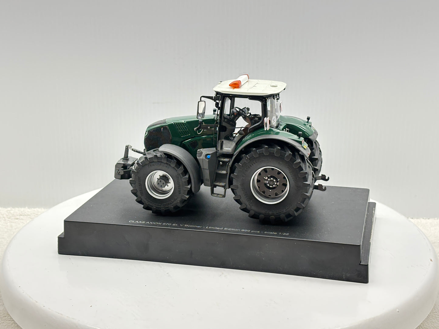1/32 Claas Axion 870 Bollmer